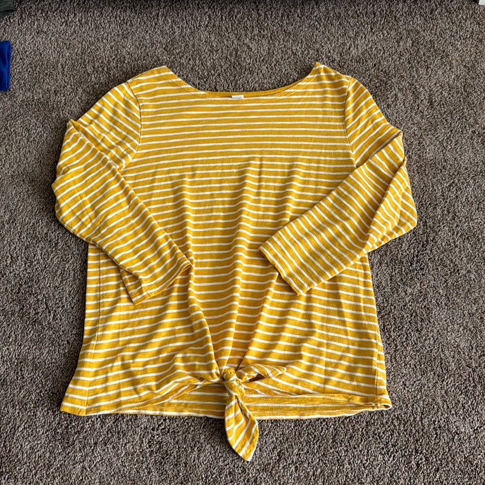 Old Navy Large Top